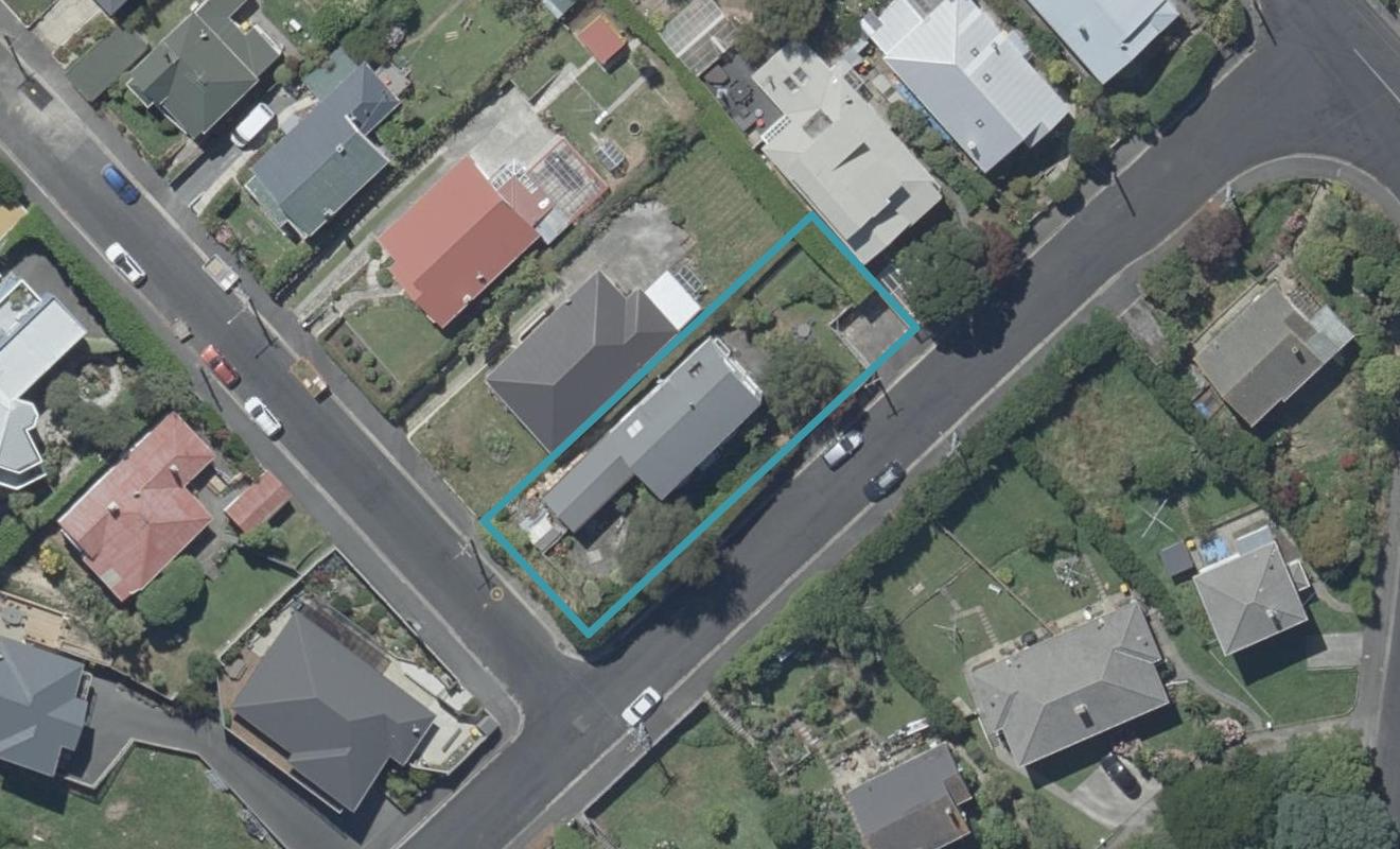 25 Fortune Street, Dalmore, Dunedin - Carousel 1