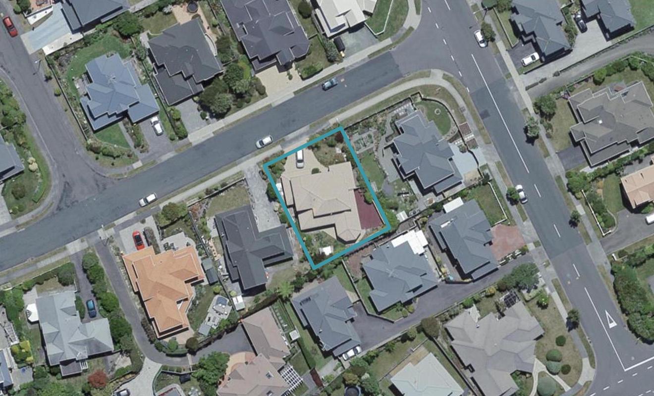 3 Derry Hill, Churton Park, Wellington - Carousel 1