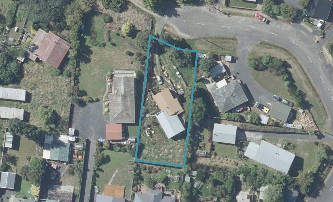 8 Hare Road, Ocean View, Dunedin - Carousel 1