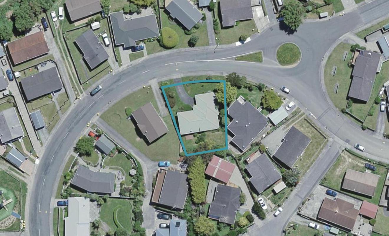 100 Montgomery Avenue, Karori, Wellington - Carousel 1