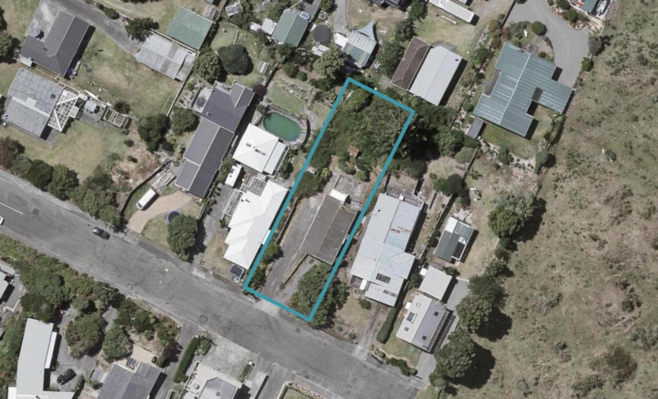 44 Manuka Street, Otaki Beach, Otaki - Carousel 1