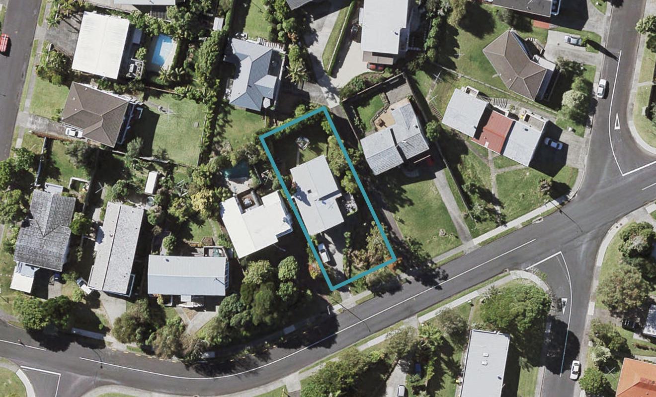 41 Richards Avenue, Forrest Hill, Auckland - Carousel 1