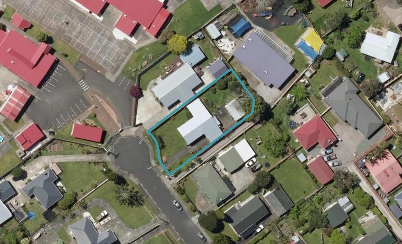 10 Tania Place, Tikipunga, Whangarei - Carousel 1