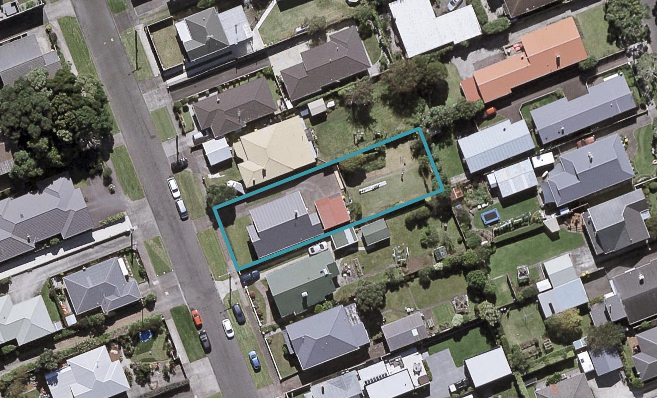 21 Sackville Street, Fitzroy, New Plymouth - Carousel 1
