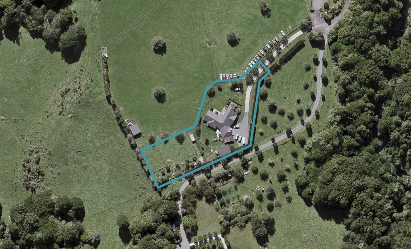 12 Ruru Lane, Hurworth, New Plymouth - Carousel 1
