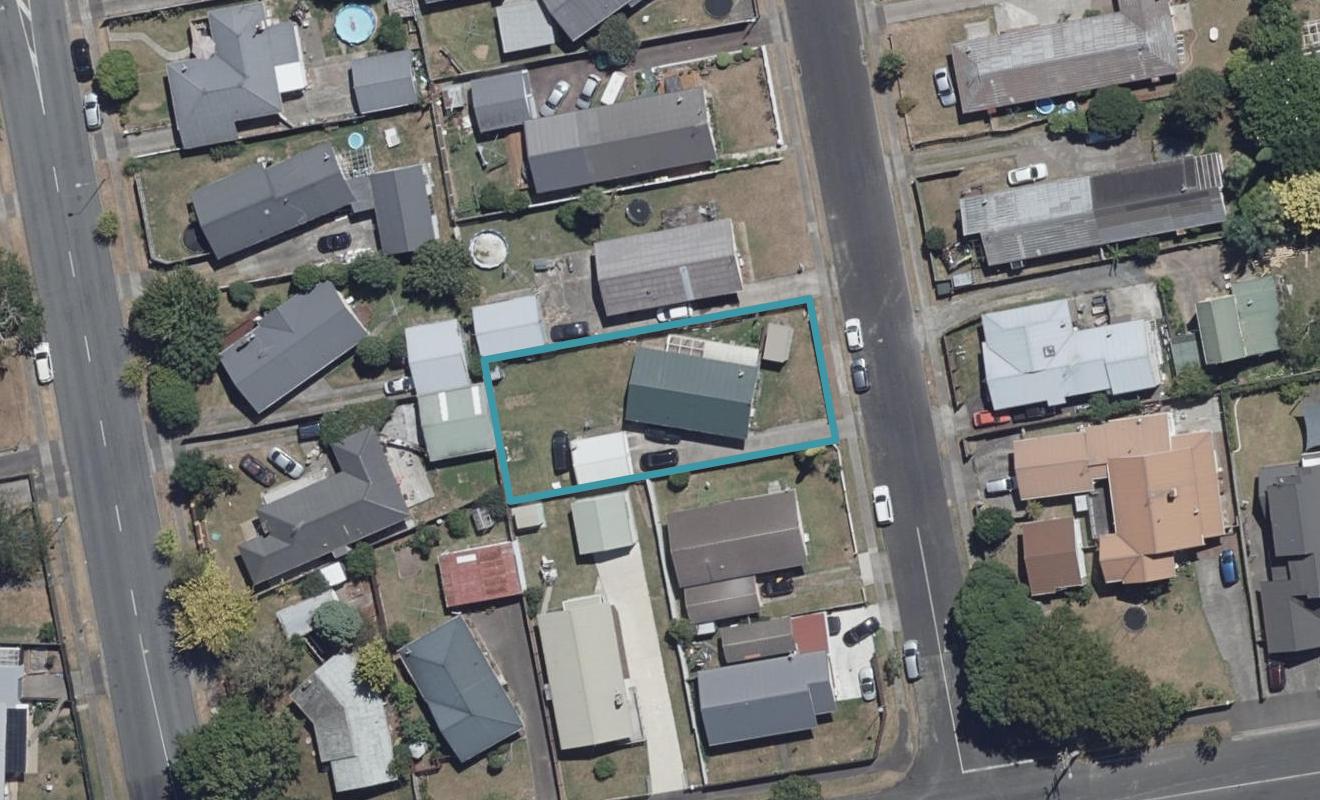 3 Leslie Place, Deanwell, Hamilton - Carousel 1