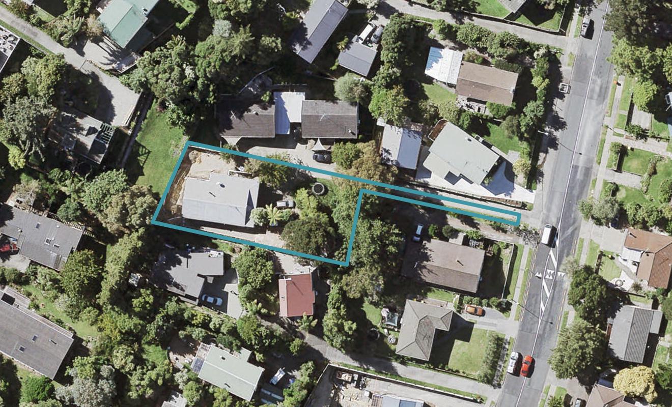 80 Oaktree Avenue, Browns Bay, Auckland - Carousel 1