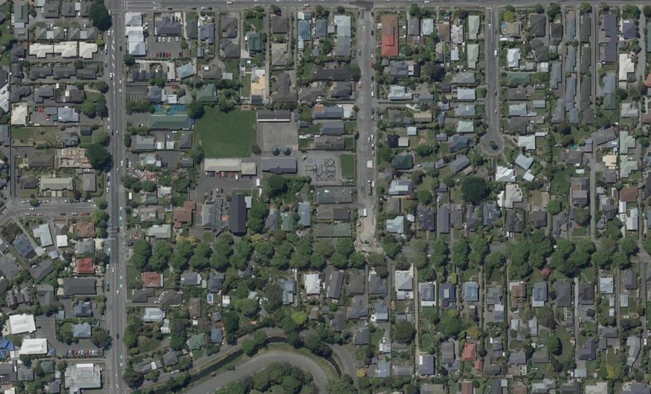2/5 Beckenham Street, Sydenham, Christchurch - Carousel 1