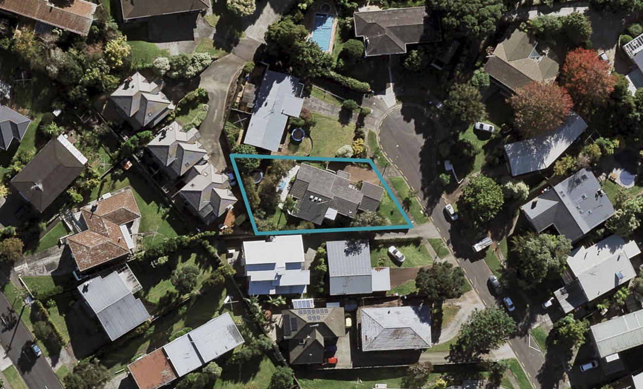 10 Hubert Henderson Place, Remuera, Auckland - Carousel 1