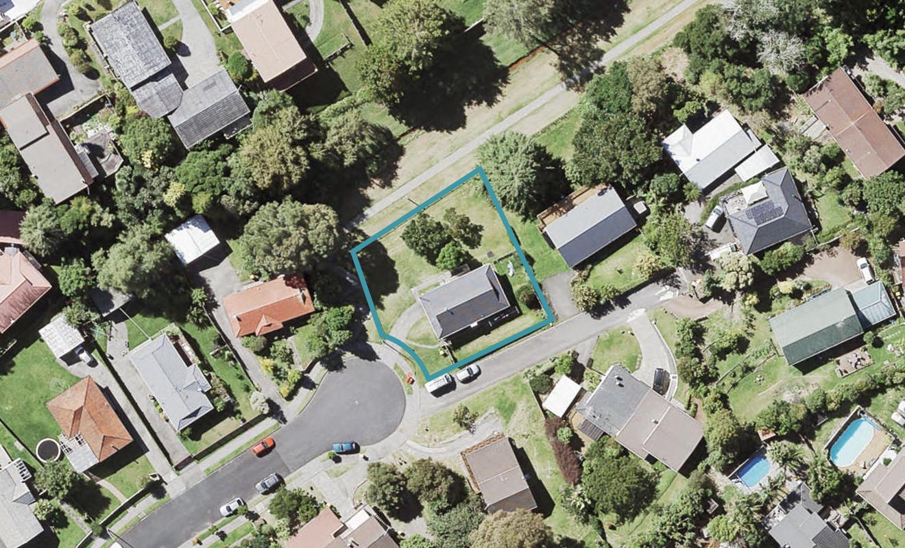 11 Mistletoe Place, Browns Bay, Auckland - Carousel 1