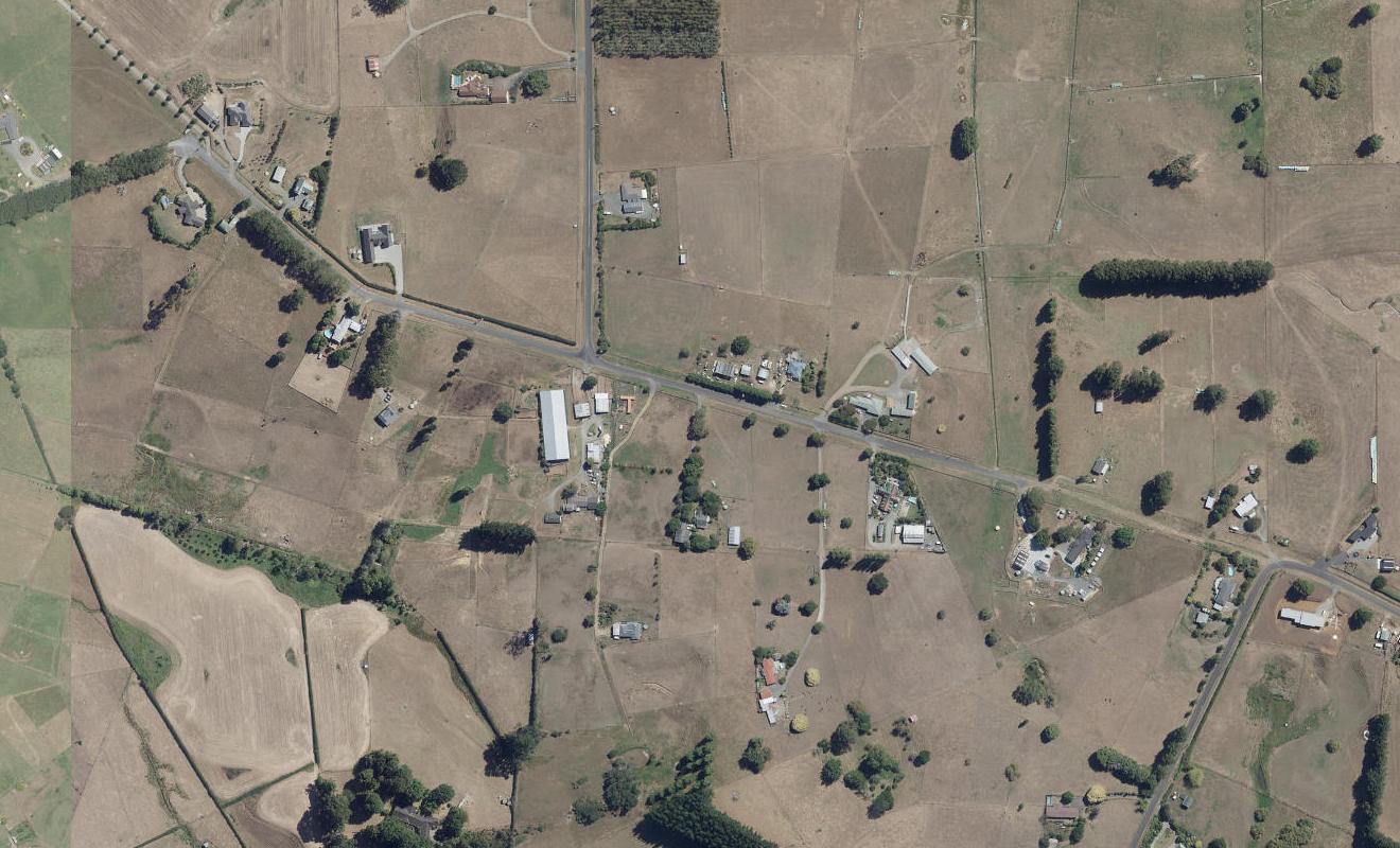 94 Willis Road, Ngahinapouri, Hamilton - Carousel 1