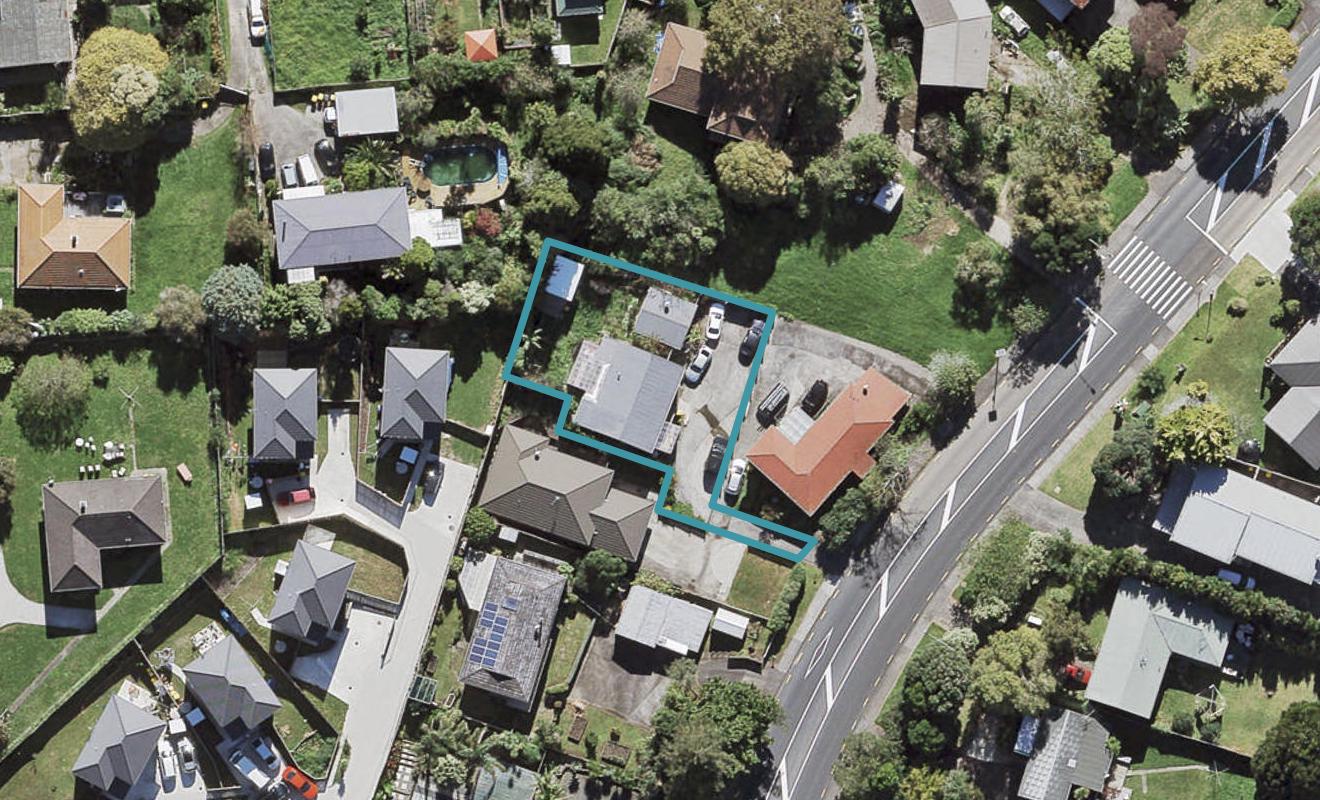 170 Edmonton Road, Te Atatū South, Auckland - Carousel 1
