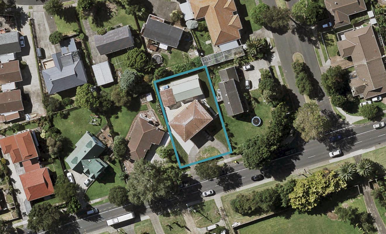 18 Redoubt Road, Goodwood Heights, Auckland - Carousel 1
