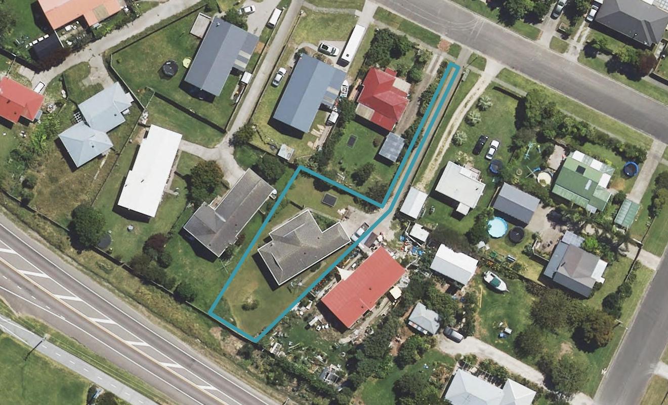 8 Edelsten Place, Tamarau, Gisborne - Carousel 1