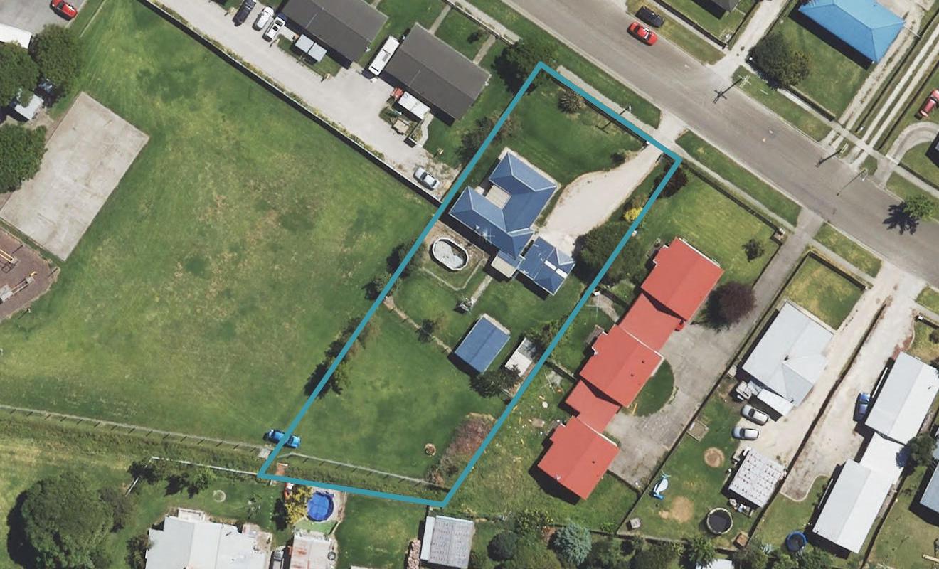 15 Ida Road, Outer Kaiti, Gisborne - Carousel 1