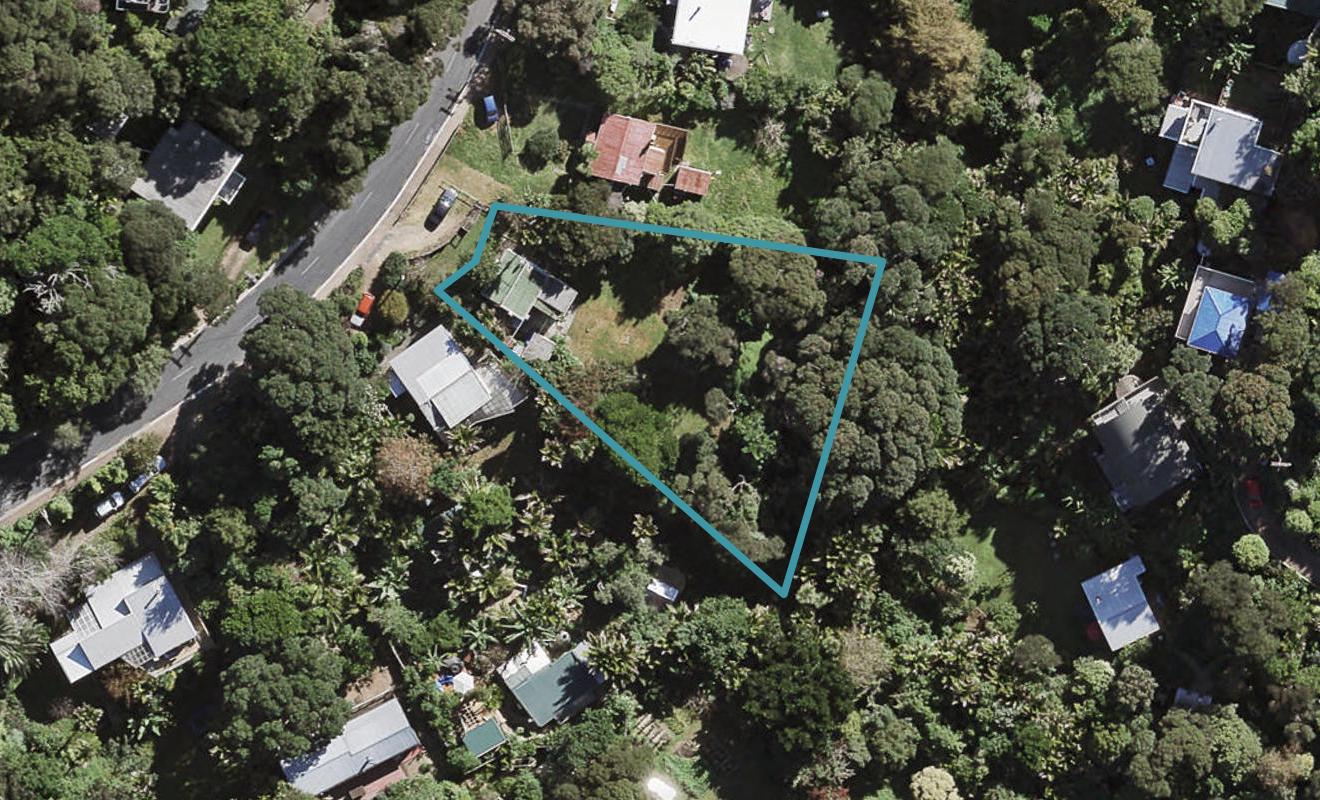 13 Palm Road, Palm Beach, Waiheke Island - Carousel 1