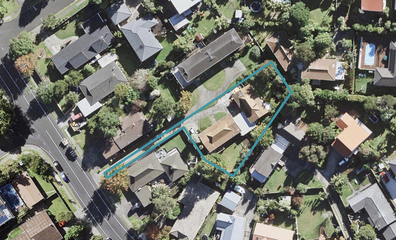 2/61 John Downs Drive, Browns Bay, Auckland - Carousel 1