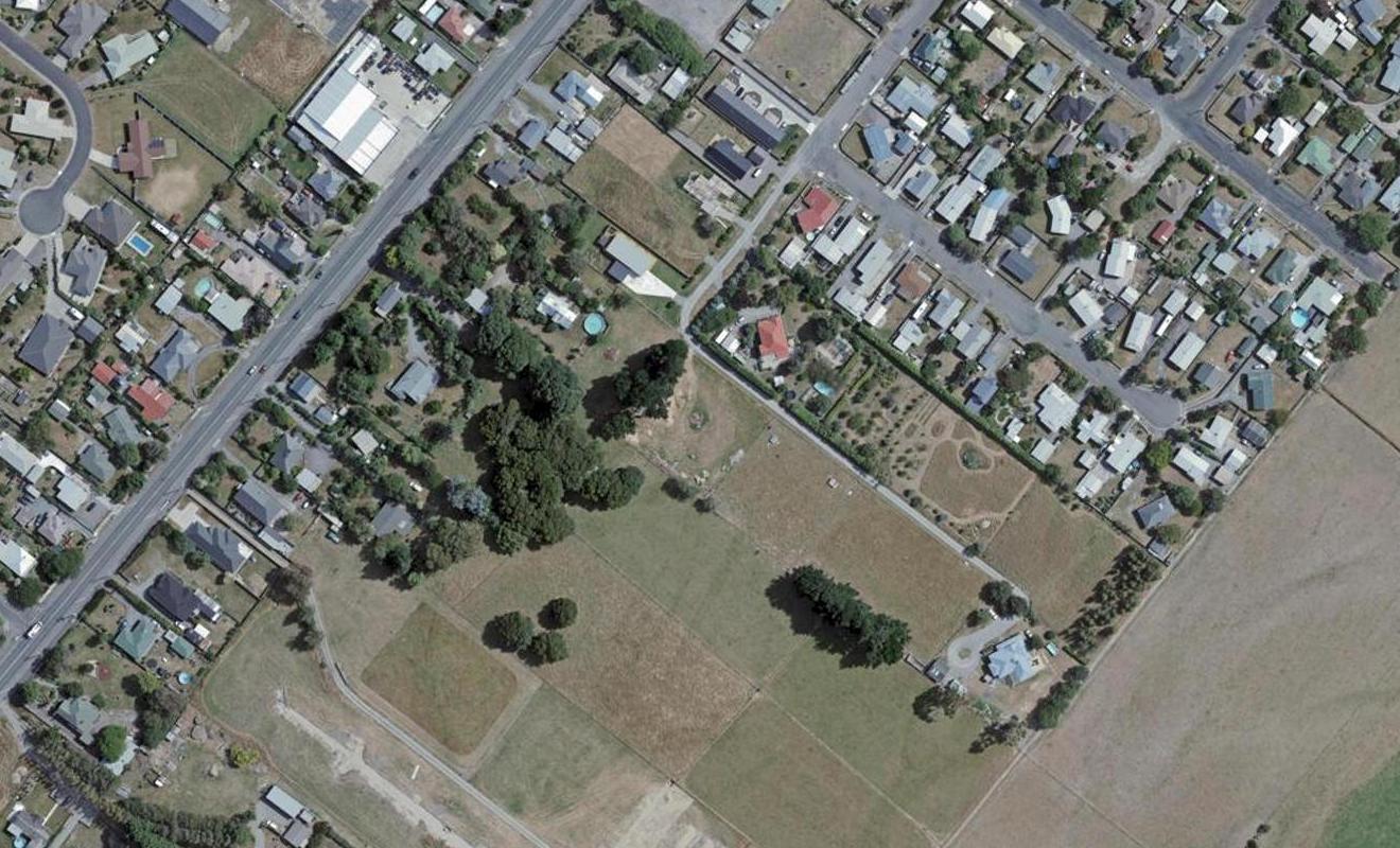 17 Brown Avenue, Carterton, Carterton - Carousel 1