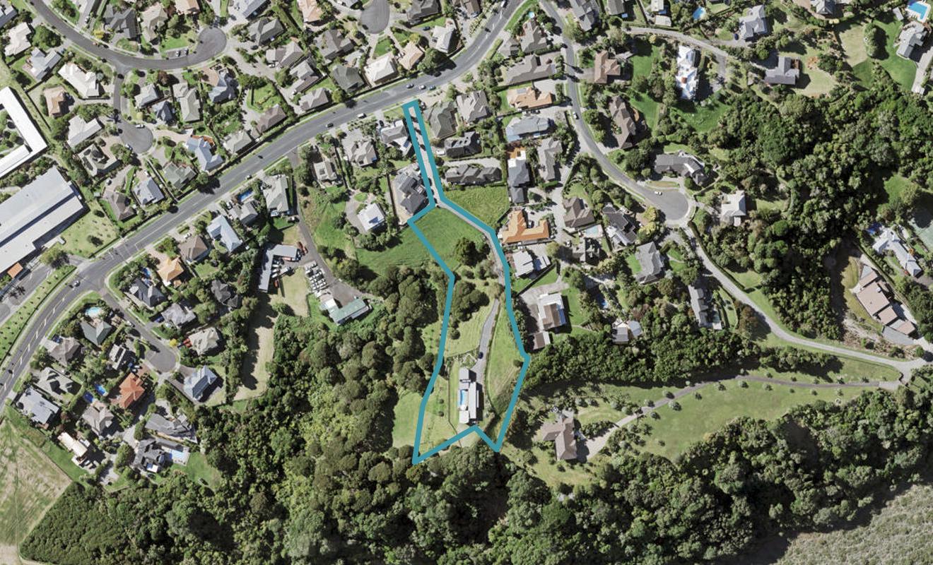 30 Somerville Road, Shelly Park, Auckland - Carousel 1