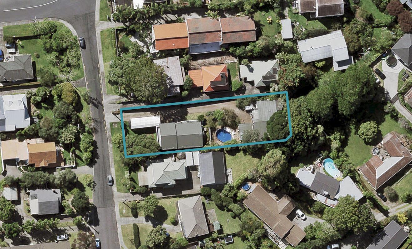 6 Brian Avenue, Forrest Hill, Auckland - Carousel 1
