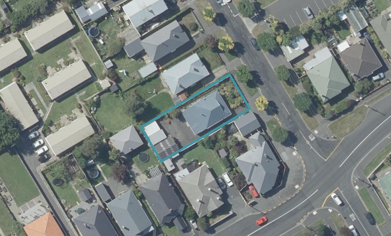 210 Surrey Street, Saint Clair, Dunedin - Carousel 1