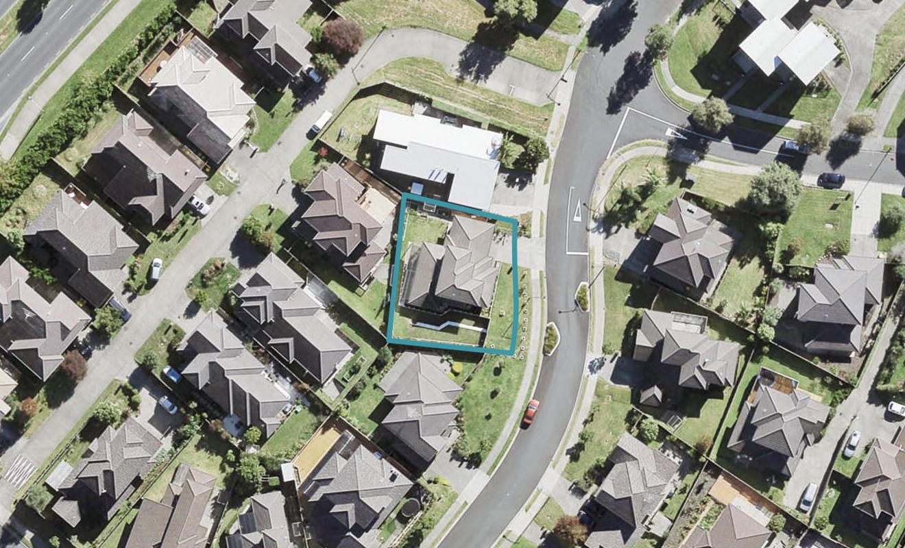 14 Canyon Drive, Oteha, Auckland - Carousel 1
