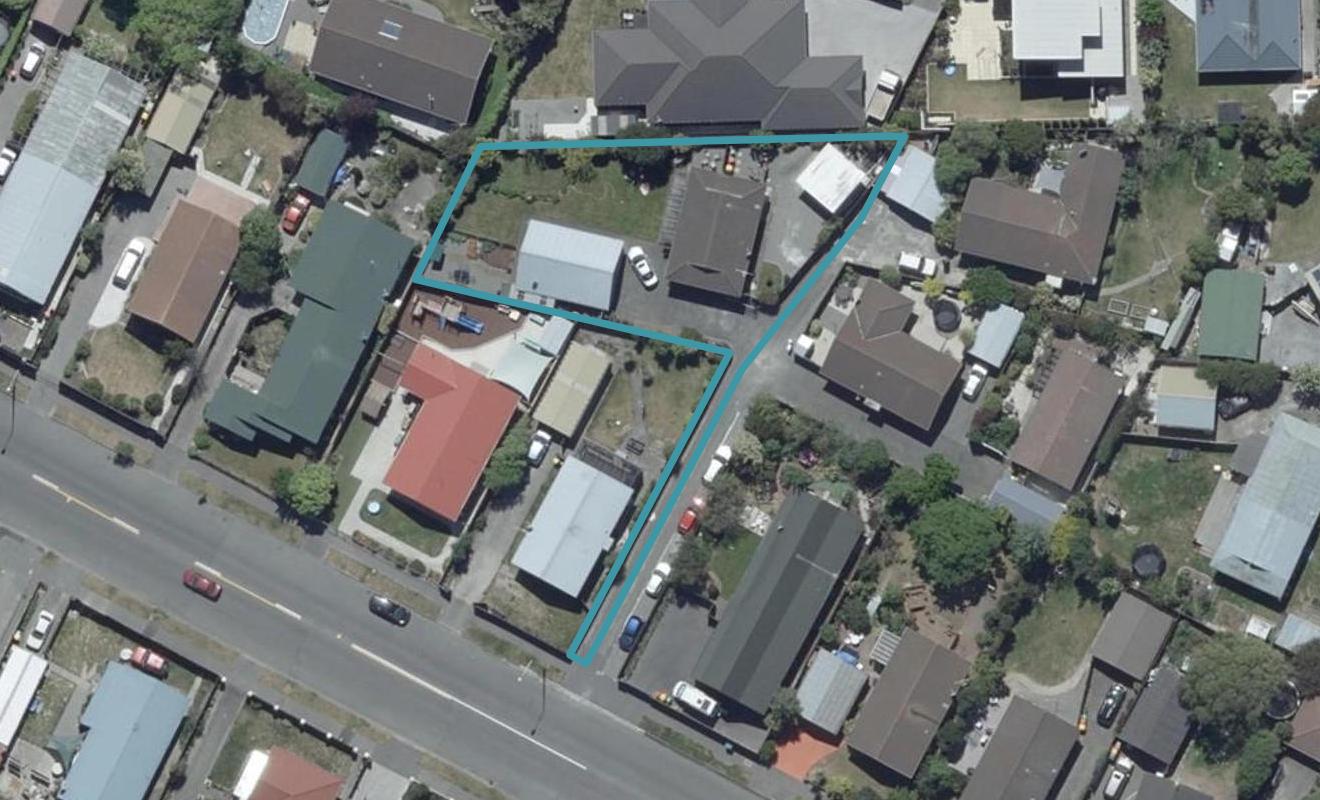 102B Queenspark Drive, Parklands, Christchurch - Carousel 1