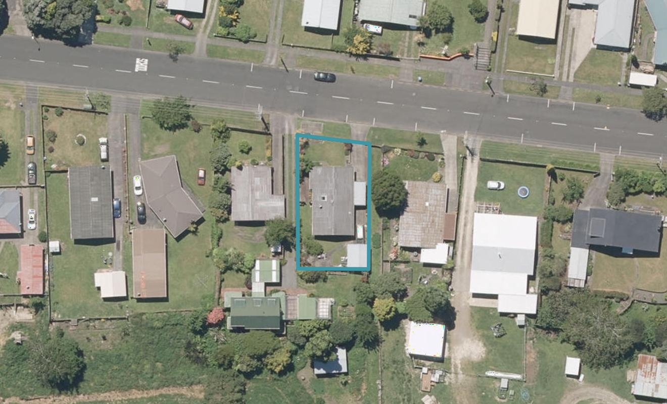 382 Somme Parade, Aramoho, Whanganui - Carousel 1