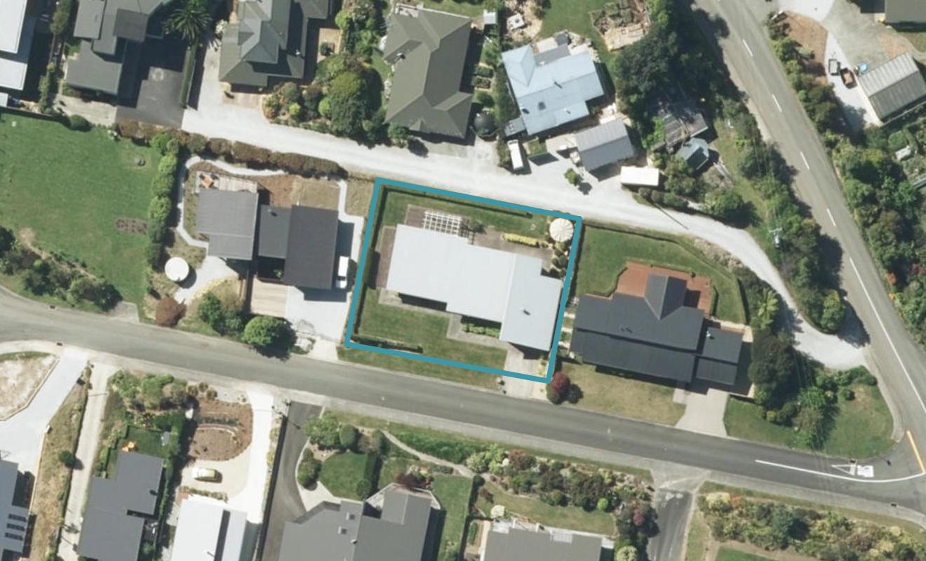 4 Sandridge Terrace, Pohara - Carousel 1