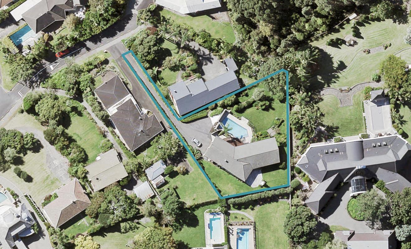 25 Island View Terrace, Cockle Bay, Auckland - Carousel 1