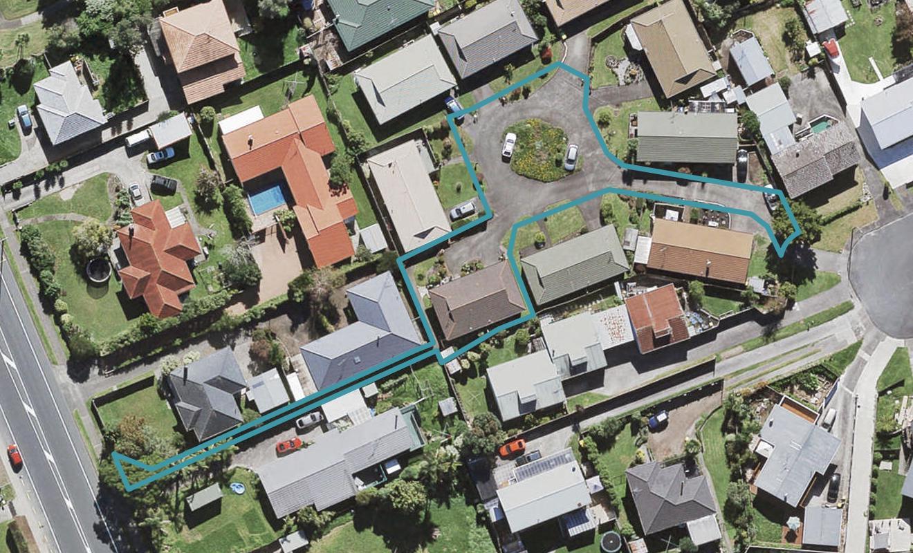 46 Bodi Place, Te Atatu South, Auckland - Carousel 1