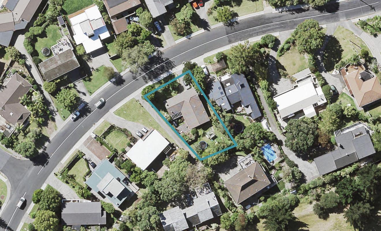 56 Saddleback Rise, Murrays Bay, Auckland - Carousel 1