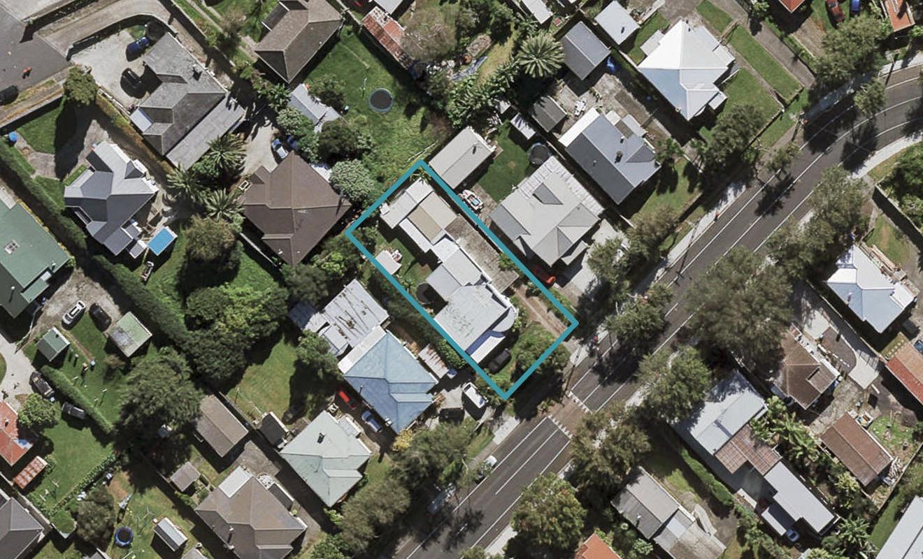 19 Lippiatt Road, Otahuhu, Auckland - Carousel 1