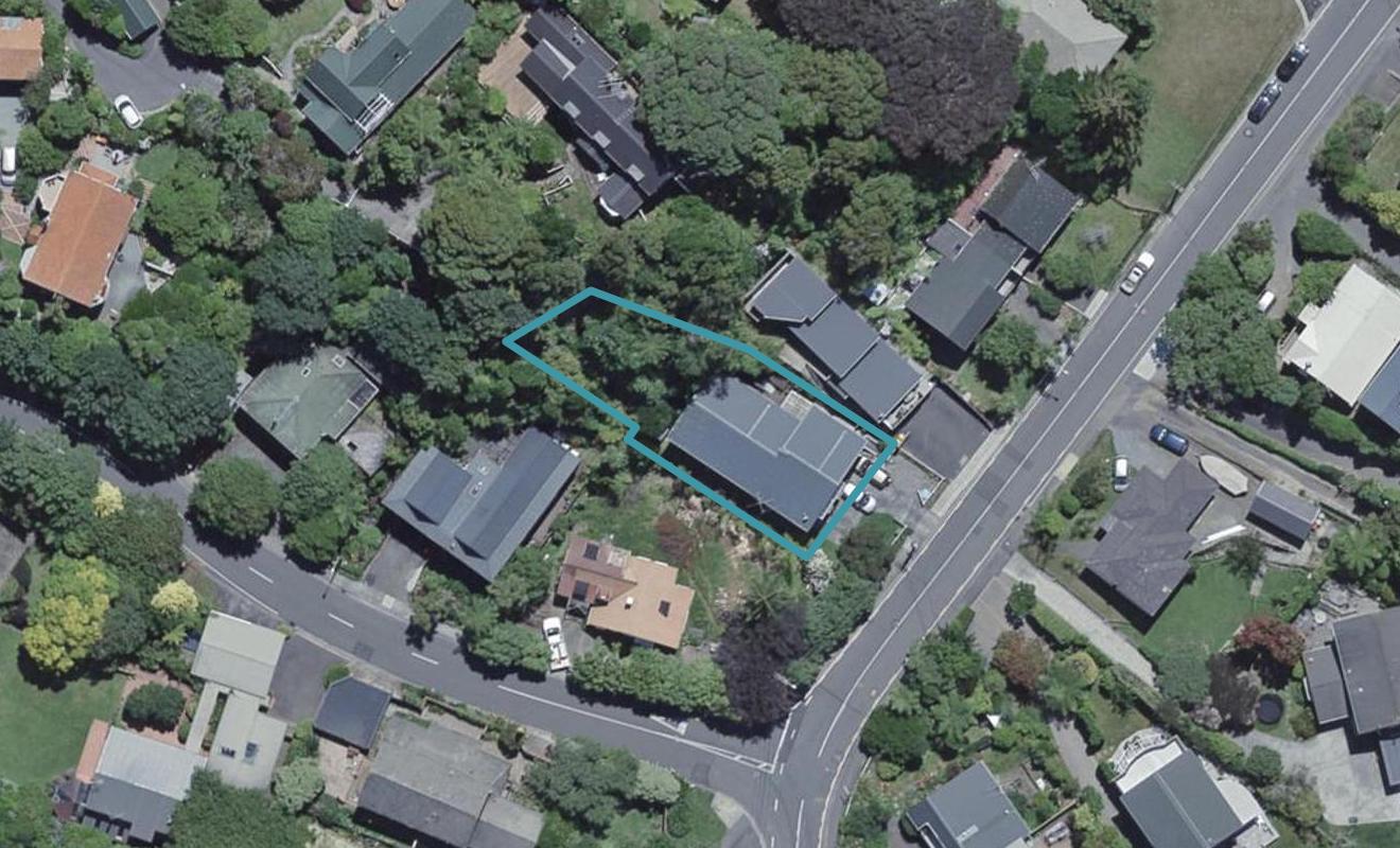 76A Simla Crescent, Khandallah, Wellington - Carousel 1