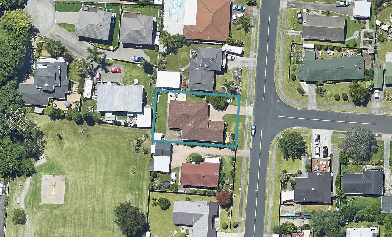 9 Endeavour Avenue, Welcome Bay, Tauranga - Carousel 1