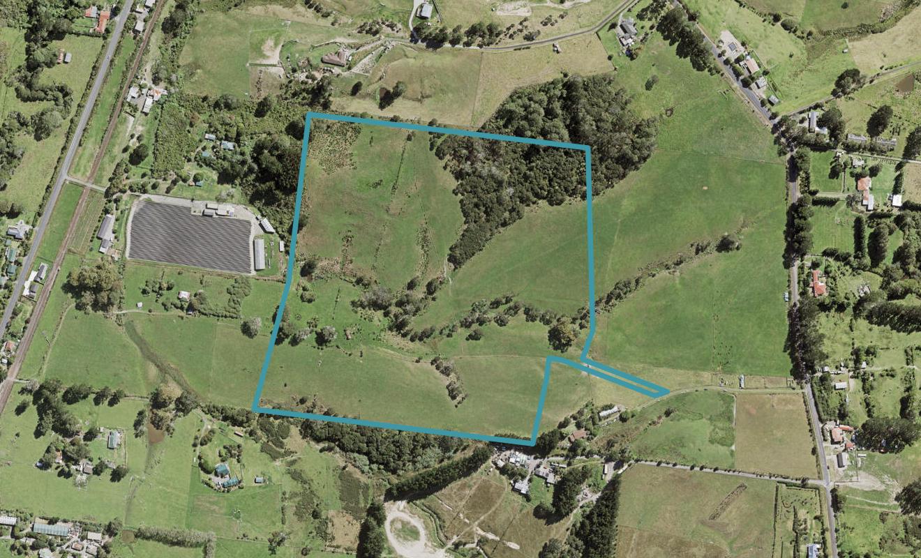32 Amreins Road, Waitakere, Auckland - Carousel 1