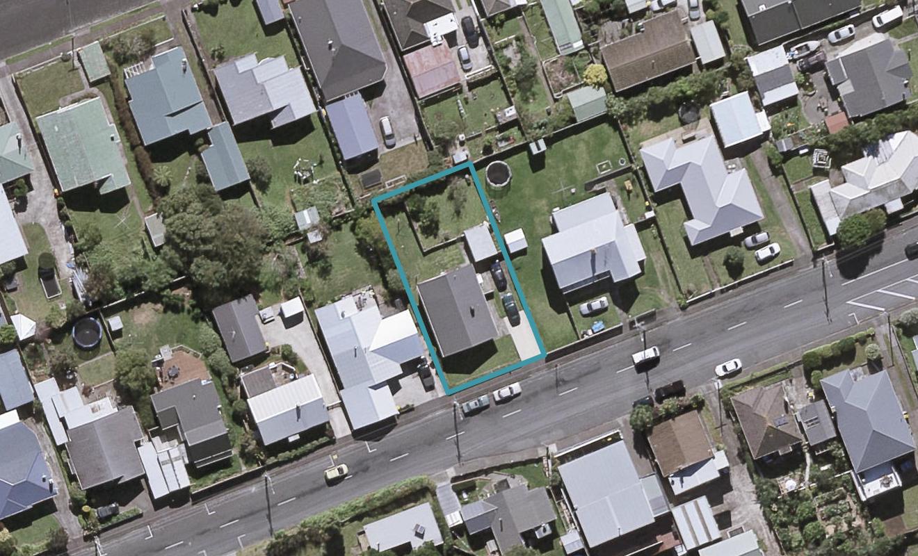 73 Clemow Road, Fitzroy, New Plymouth - Carousel 1