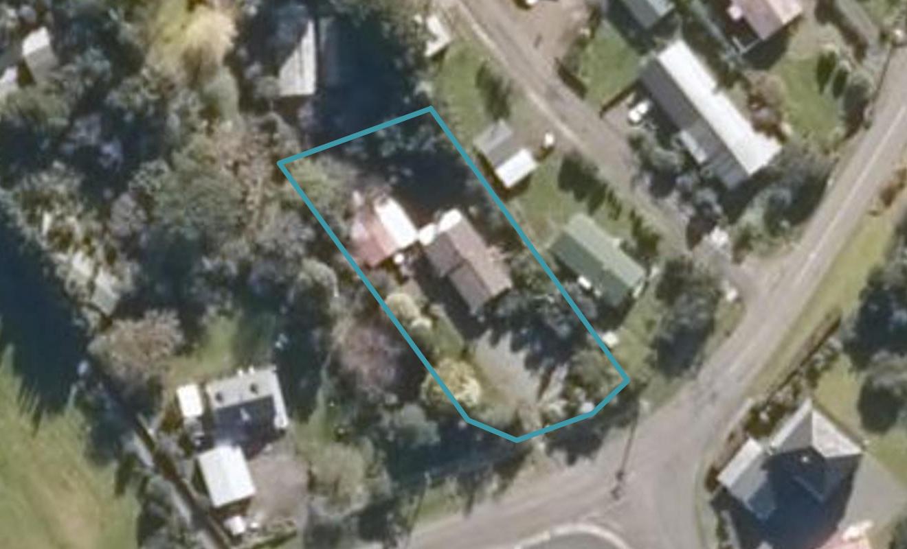 2 Tangihua Road, Whangarei - Carousel 1