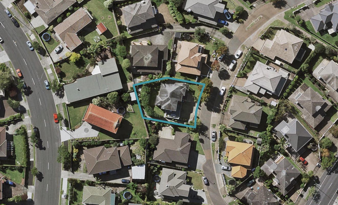 16 Rosepark Crescent, Remuera, Auckland - Carousel 1