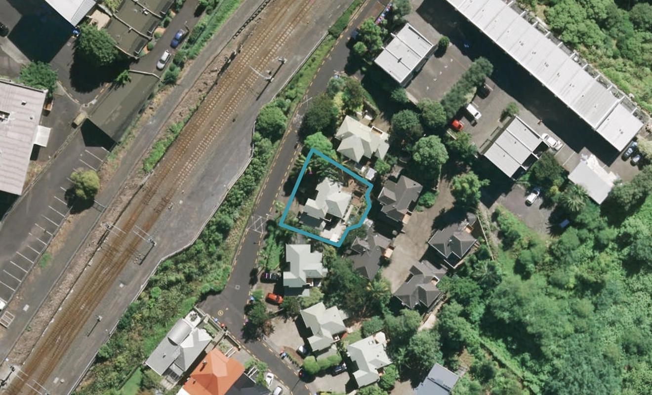 5 Laxon Terrace, Remuera, Auckland - Carousel 1