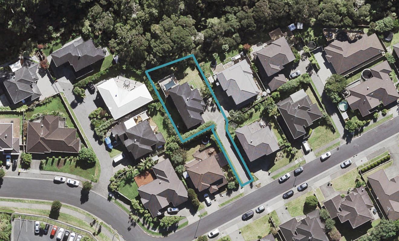 6 Kunzea Place, Greenhithe, Auckland - Carousel 1