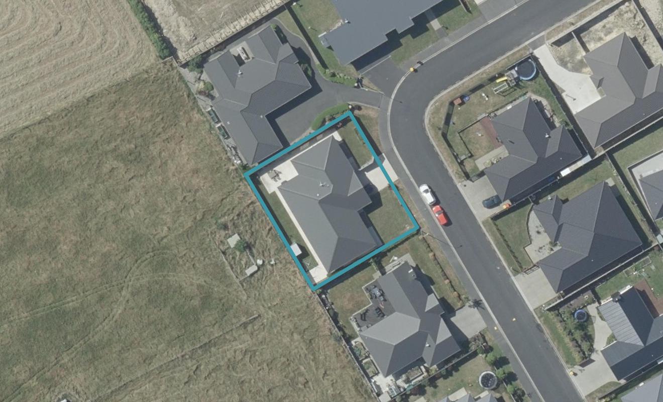 17 Hilltop Crescent, Corstorphine, Dunedin - Carousel 1