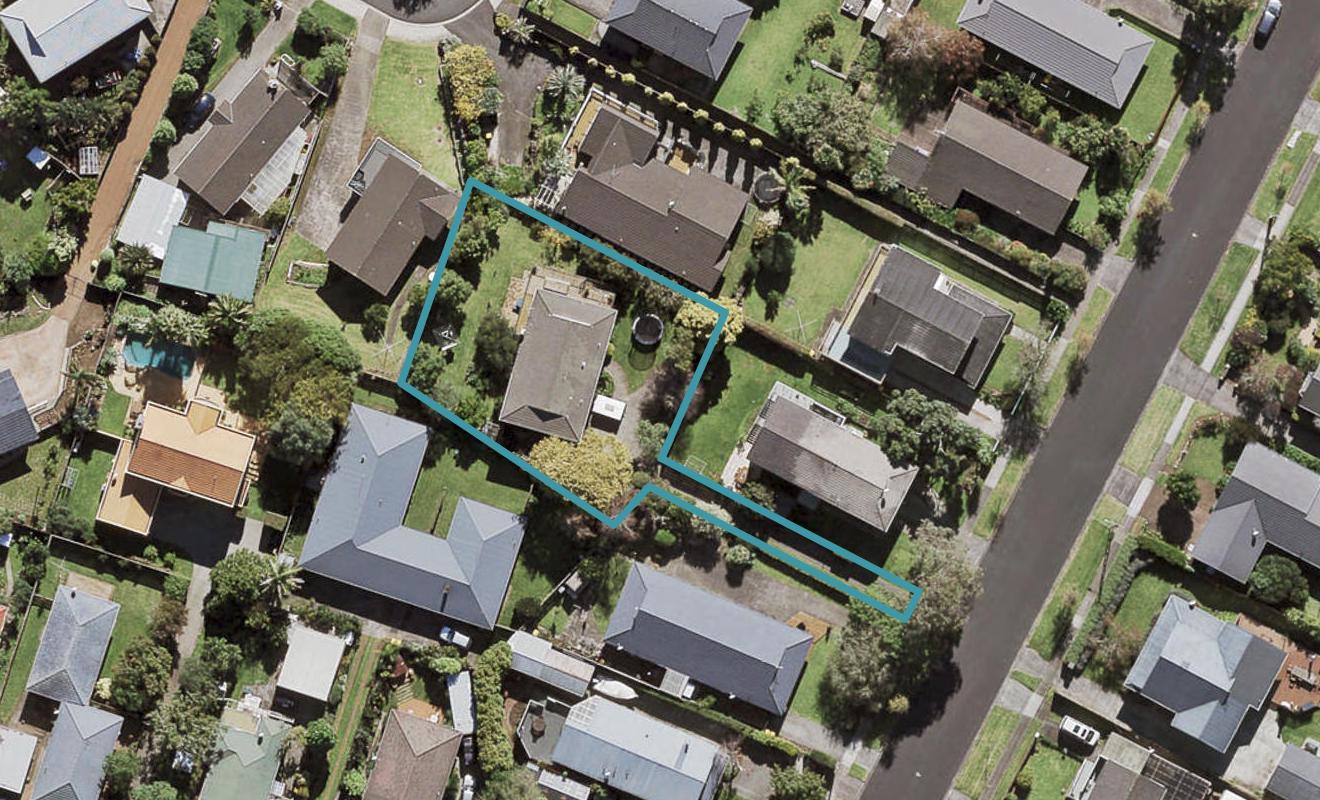 20 Seaforth Avenue, Mangere Bridge, Auckland - Carousel 1