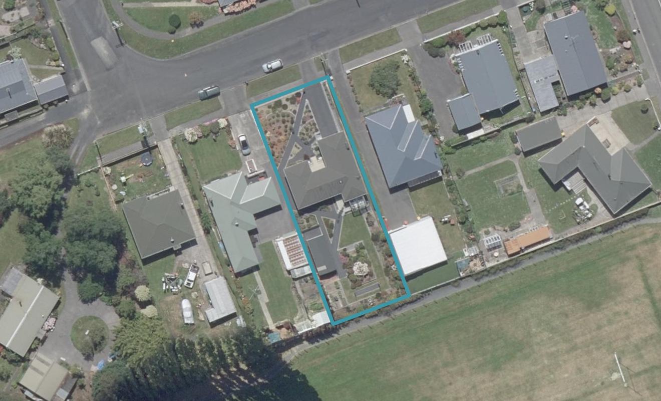 4 McKinlay Road, Abbotsford, Dunedin - Carousel 1