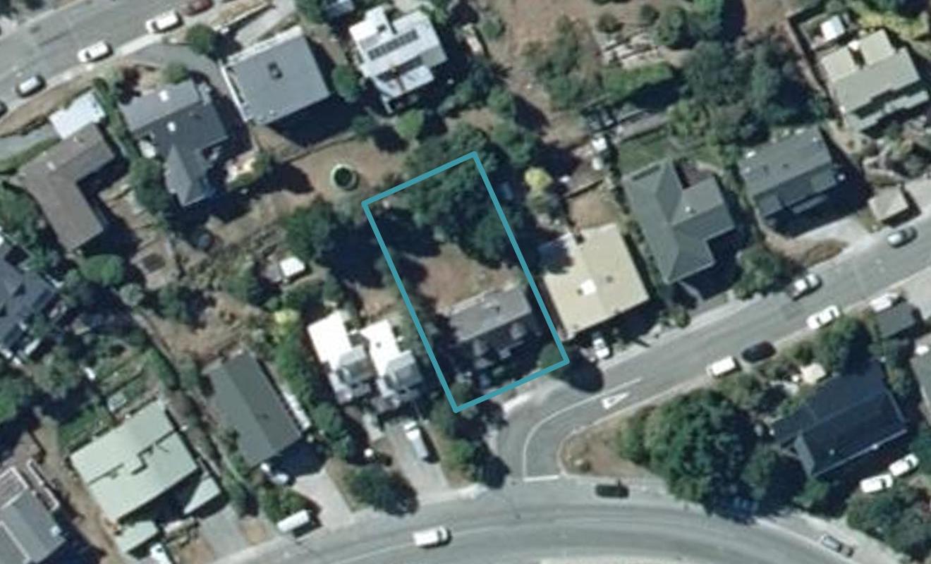 1 Cameron Place, Fernhill, Queenstown - Carousel 1