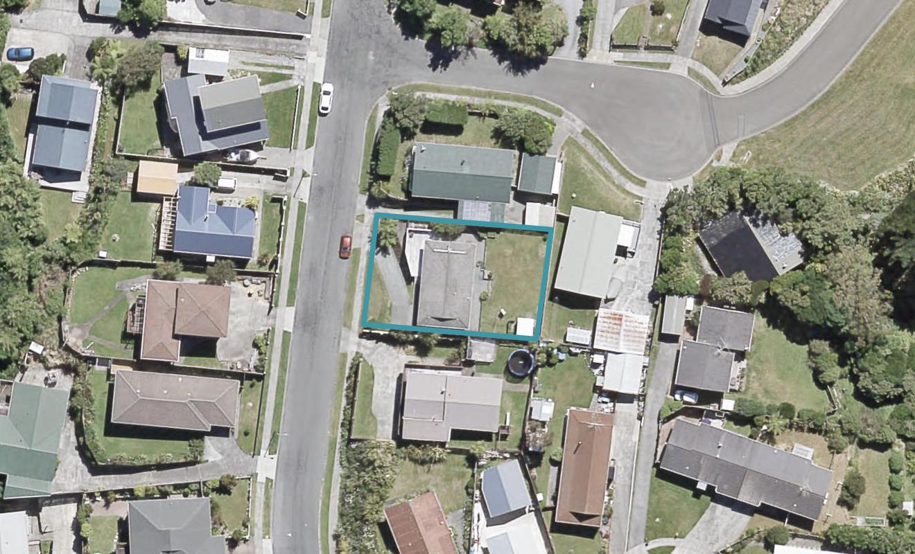 7 Outram Grove, Kelson, Lower Hutt - Carousel 1