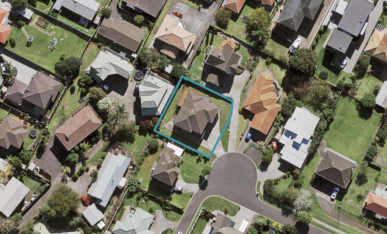 11 Watervista Place, Mangere Bridge, Auckland - Carousel 1