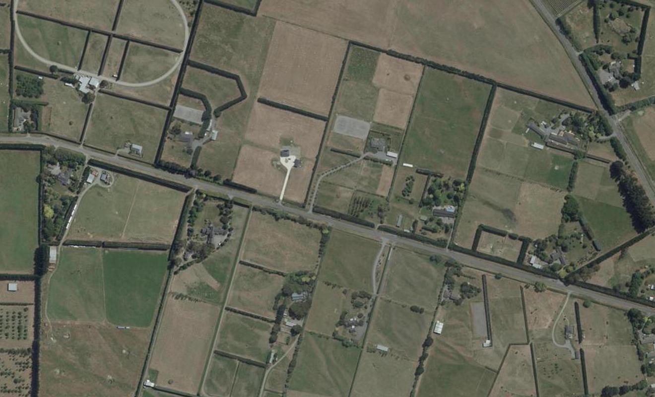 76 Finlays Road, Christchurch - Carousel 1