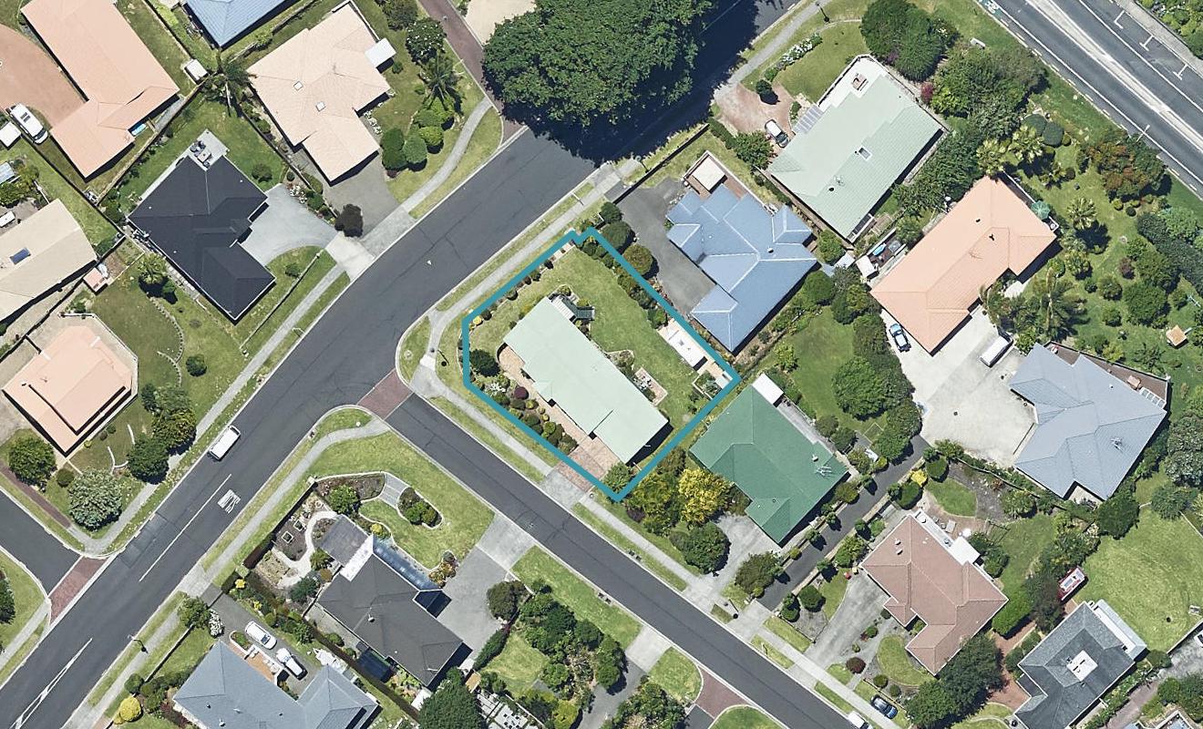 1 Homestead Place, Welcome Bay, Tauranga - Carousel 1