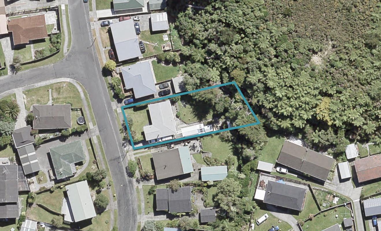 25 Christchurch Crescent, Kelson, Lower Hutt - Carousel 1